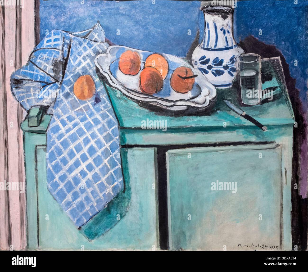 HENRI MATISSE. b 1869 - d 1954. Nature morte au buffet vert (Still life with green sideboard) 1928.  Oil on canvas. Stock Photo
