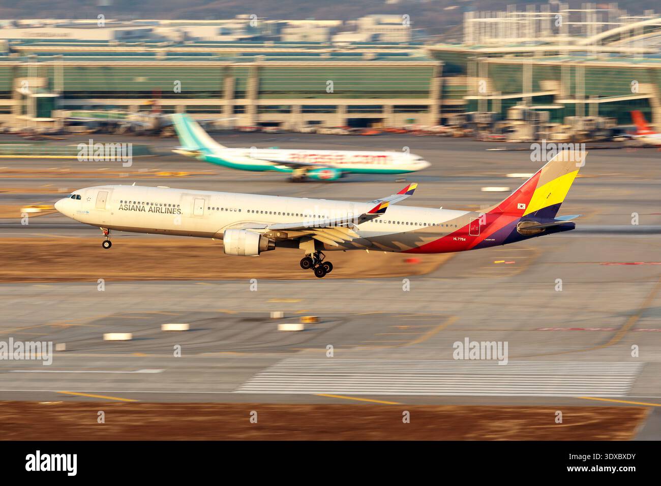 A330 323 hi-res stock photography and images - Alamy