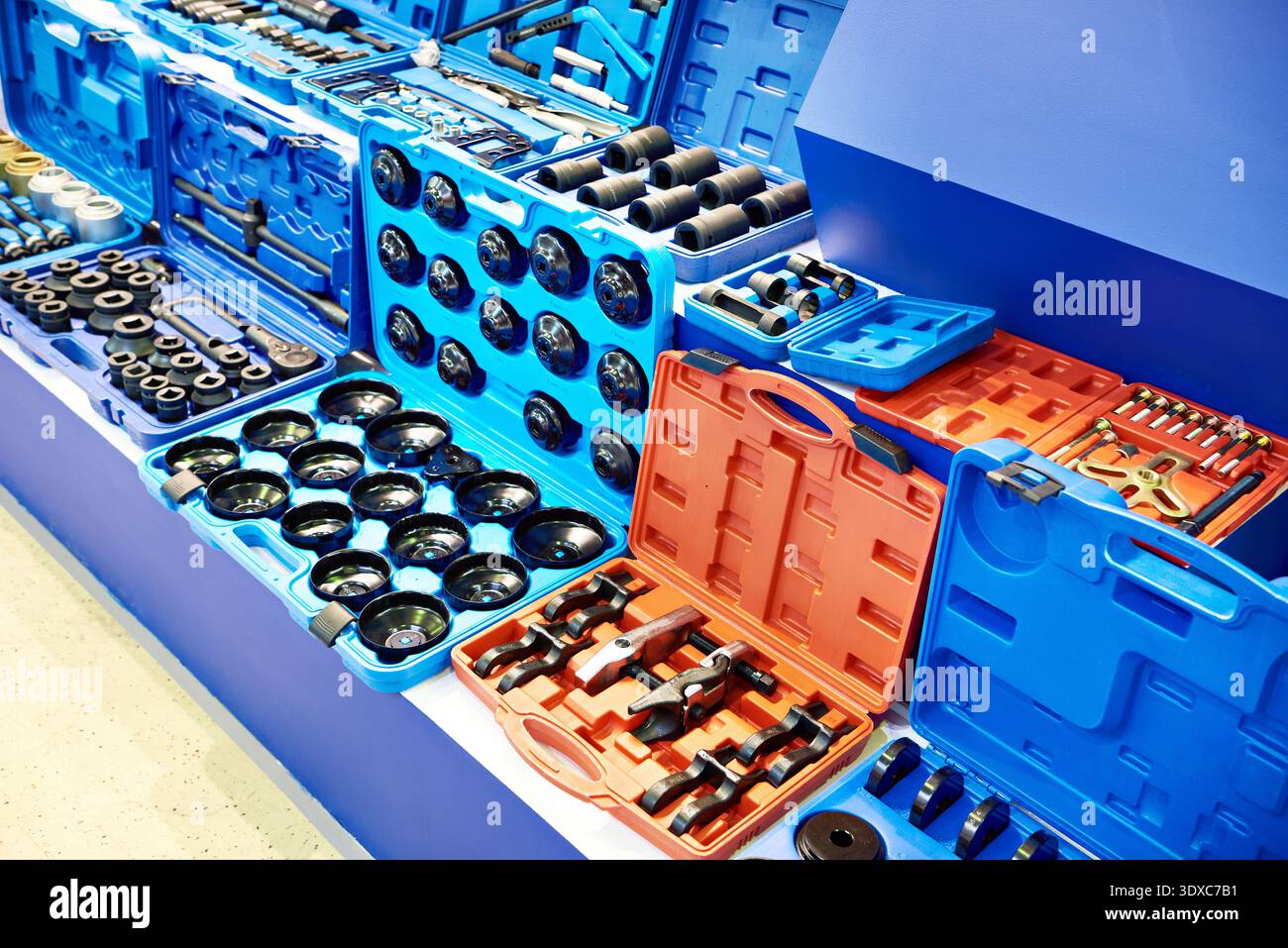 Ratchet wrench heads boxes tools set in store Stock Photo