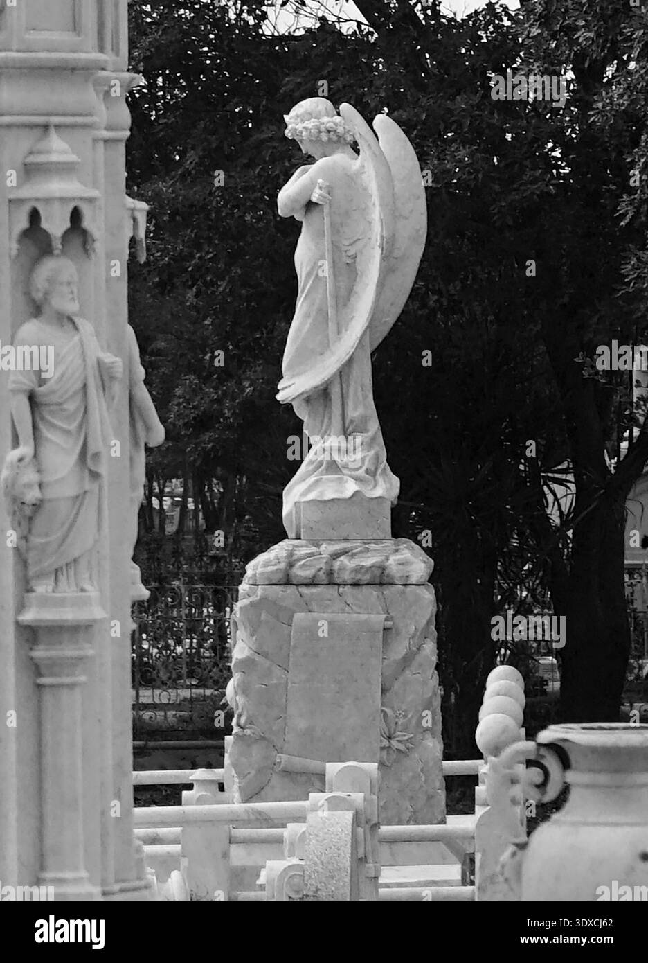 Famous marble statues in Black and White Stock Photos & Images - Alamy