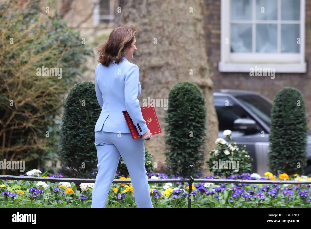Uk Spring Statement Reeve Uk spring statement reeves hi-res stock photography and images - Alamy