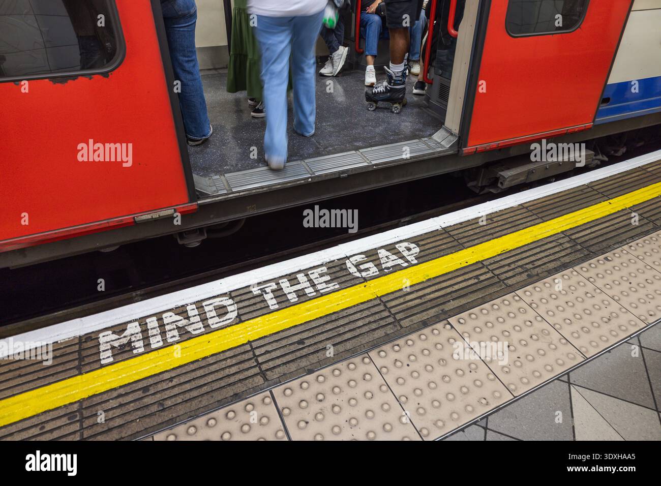 Mind the gap london underground hi-res stock photography and