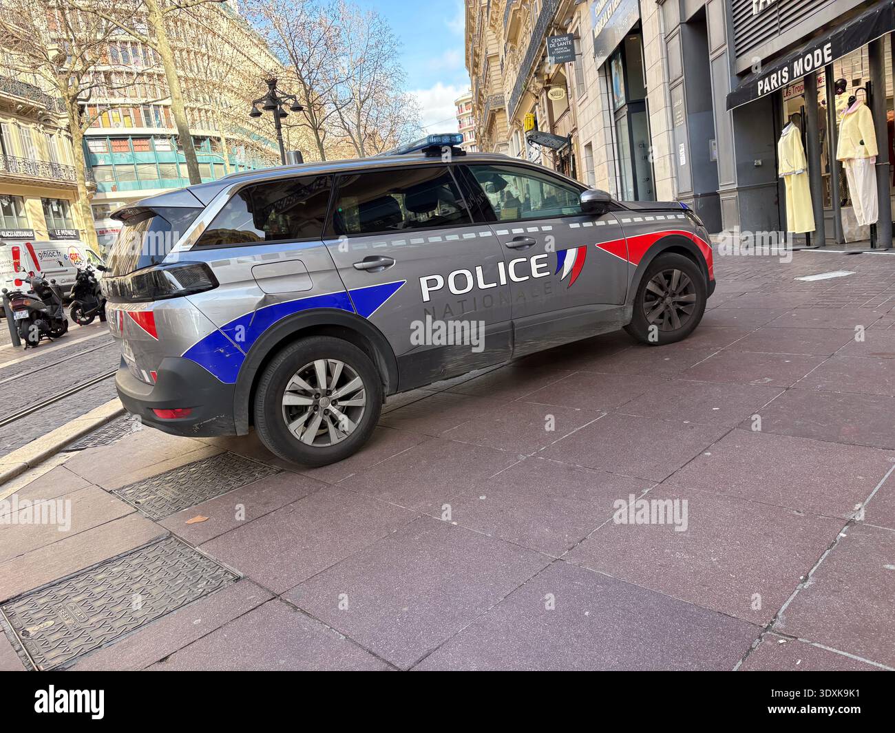 French police vehicle hi-res stock photography and images - Alamy