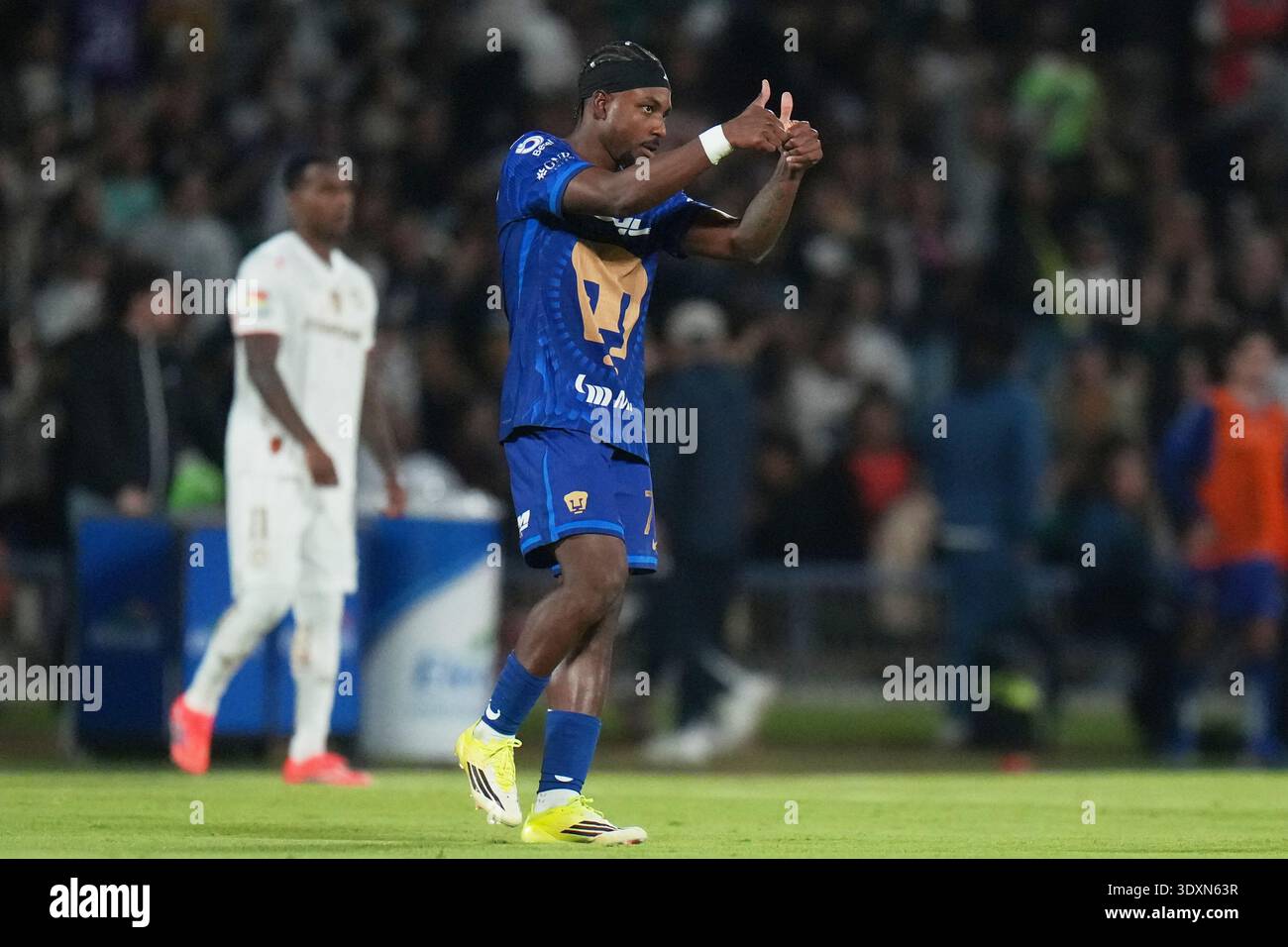 Pumas's Alvaro Angulo celebrates scoring his side's 2nd goal against ...