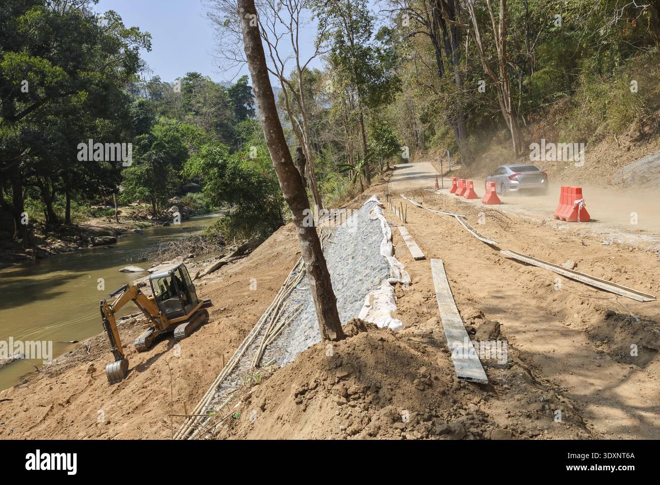 Slope stabilization work hi-res stock photography and images - Alamy