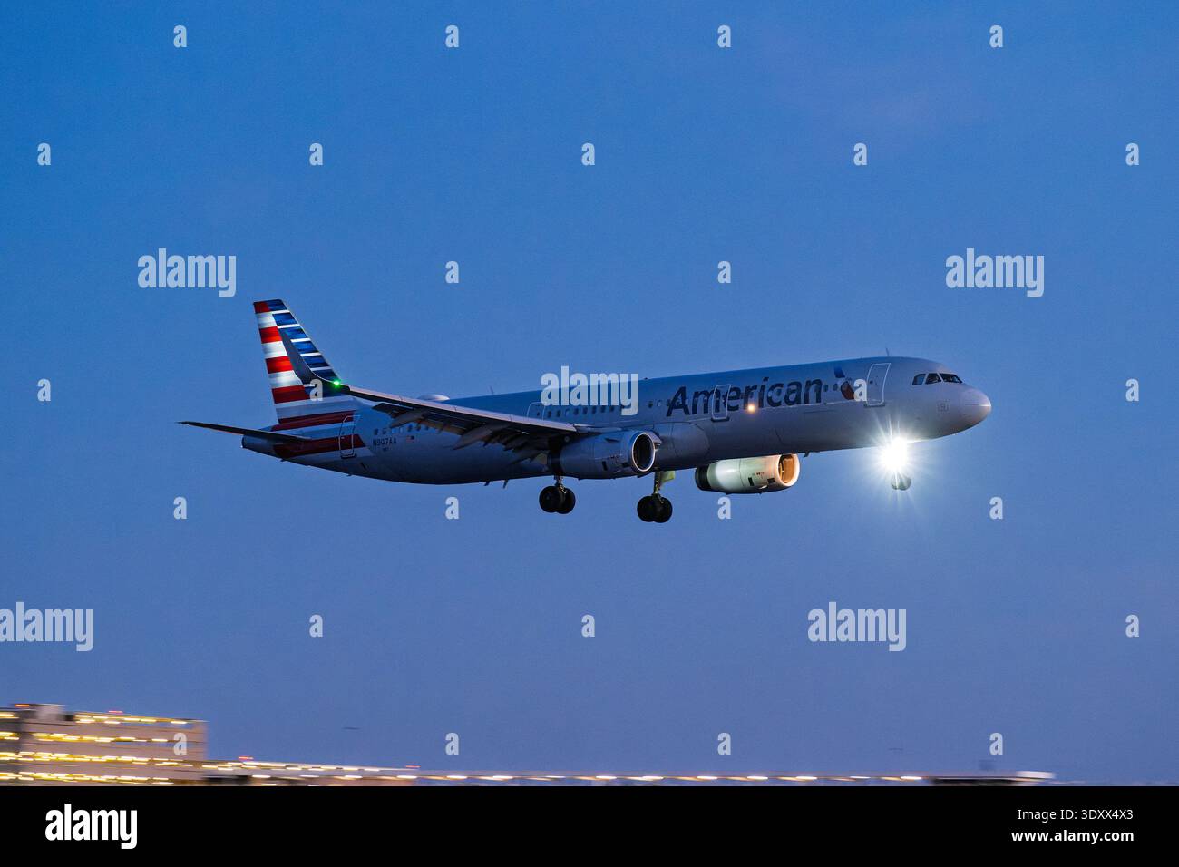 sky harbor airport 2-14-2026 Phoenix, AZ USA American Airlines Airbus ...