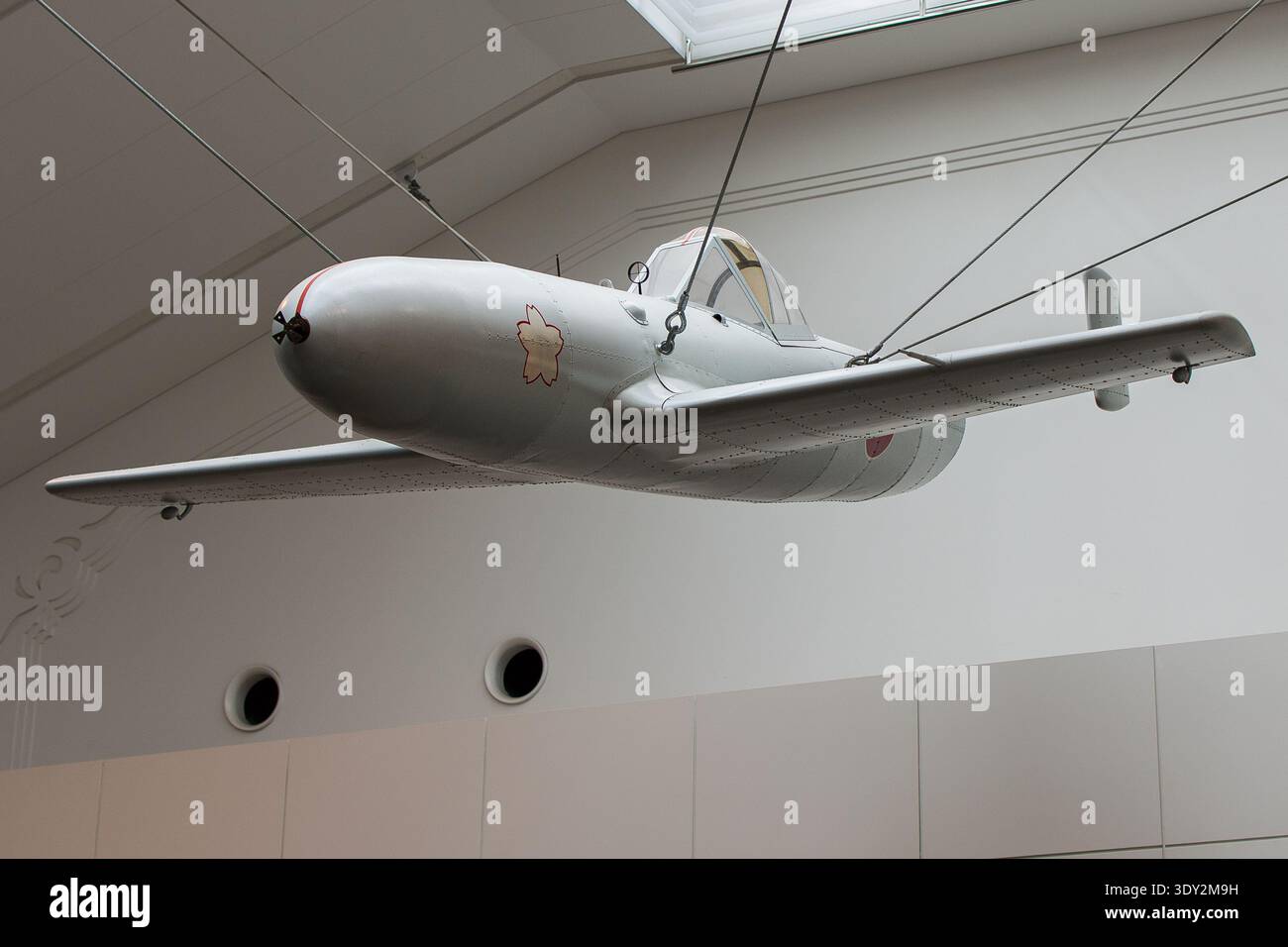 Japanese kamikaze plane hi-res stock photography and images - Alamy
