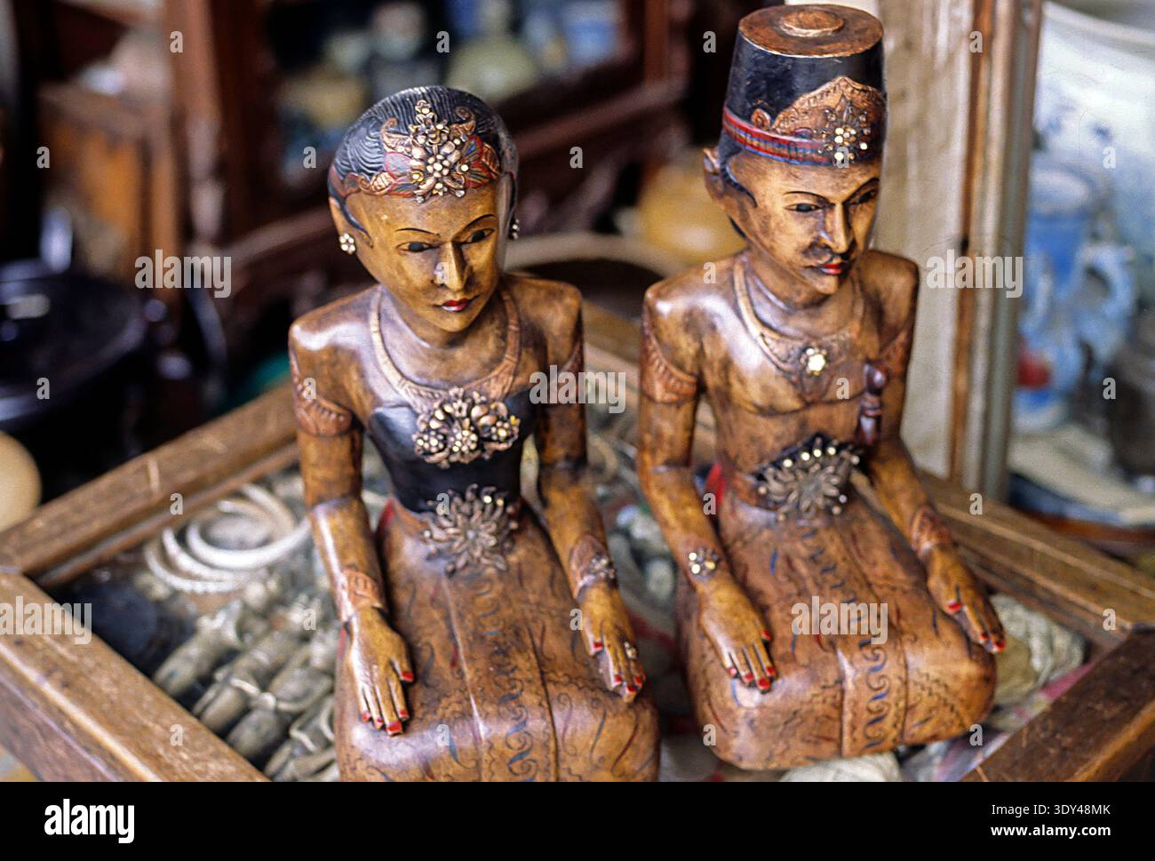 Java crafts hi-res stock photography and images - Alamy