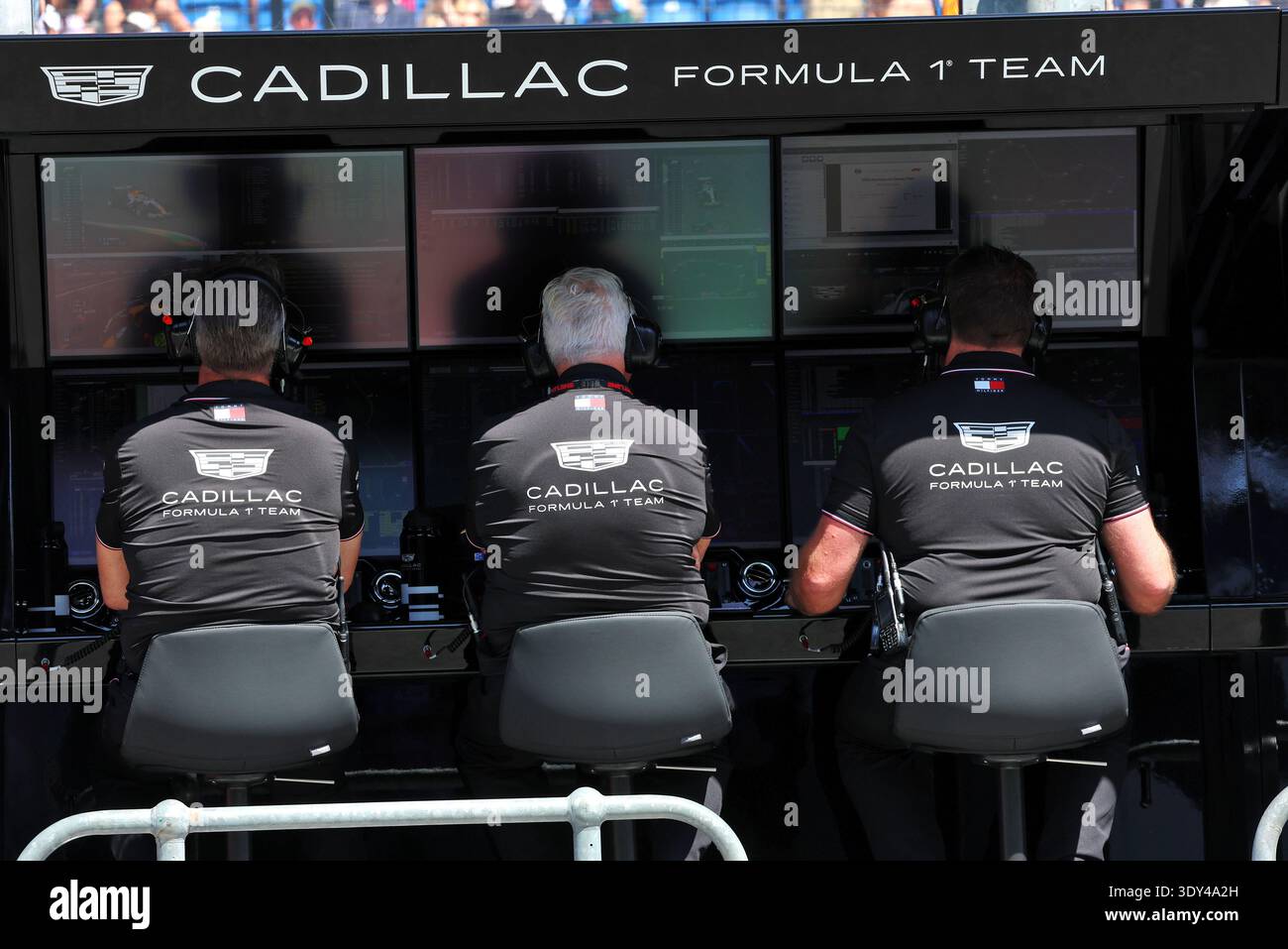 Formula 1 melbourne 2026 pit hi-res stock photography and images - Alamy