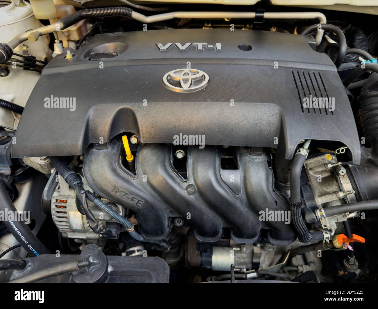 Ivt Engine Work Toyota vvt car engine close hi-res stock photography and images - Alamy