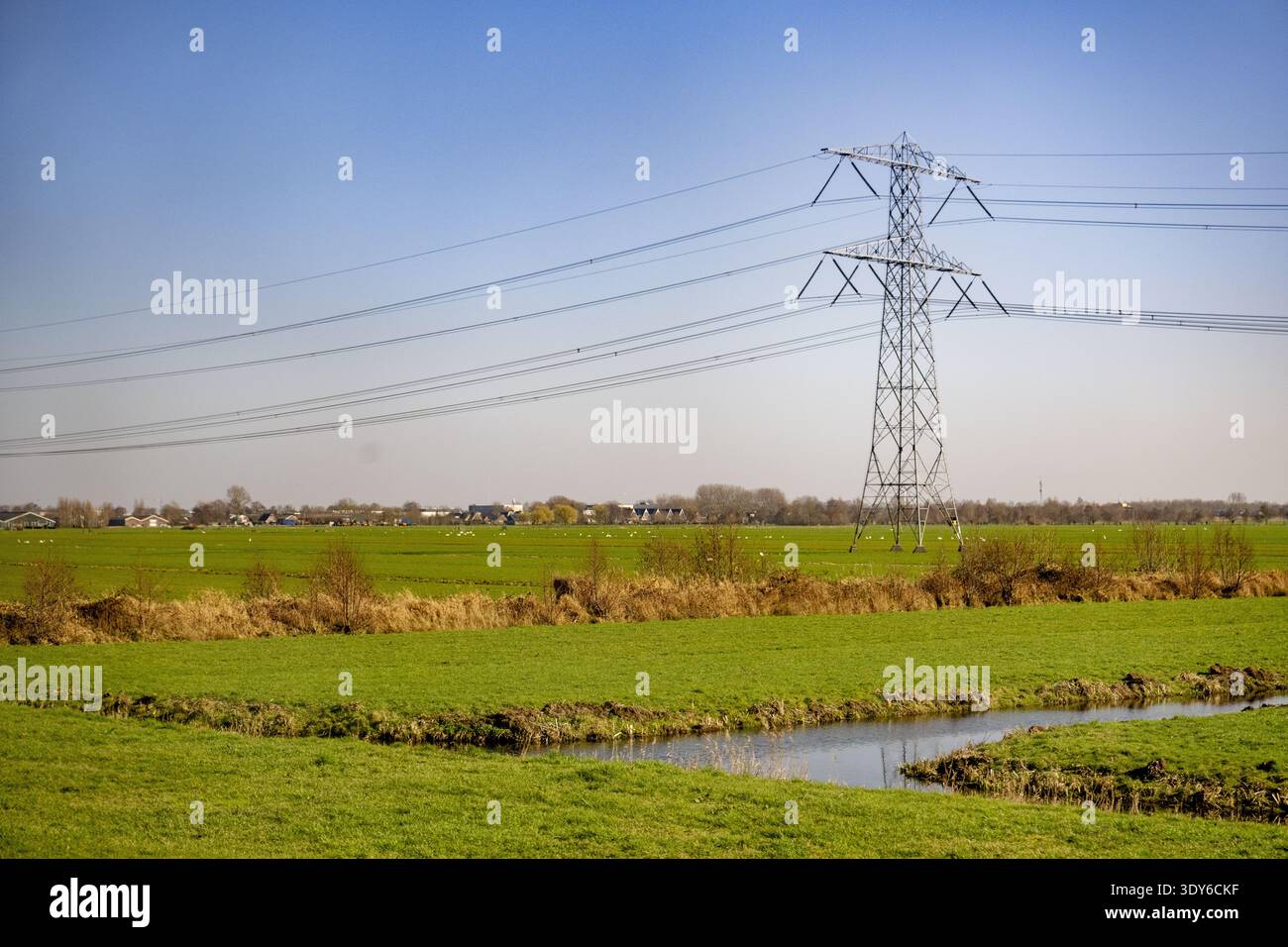 Atached Pylon Stedin grid congestion high voltage cables energy neutral hi-res stock ...