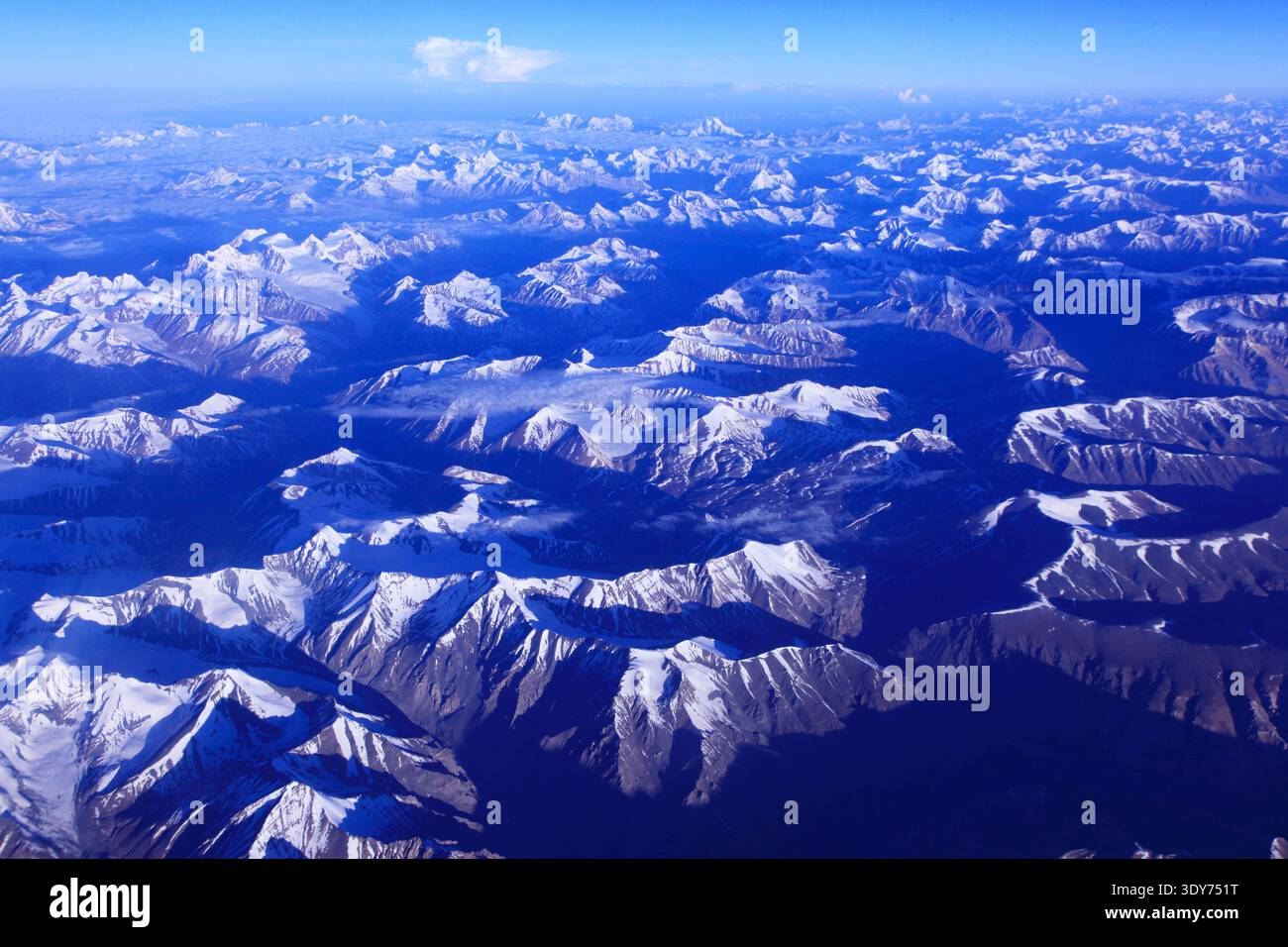 Zaskar Rangesaa The Zanskar Range, Ladakh, India, seen from the air Stock Photo - Alamy