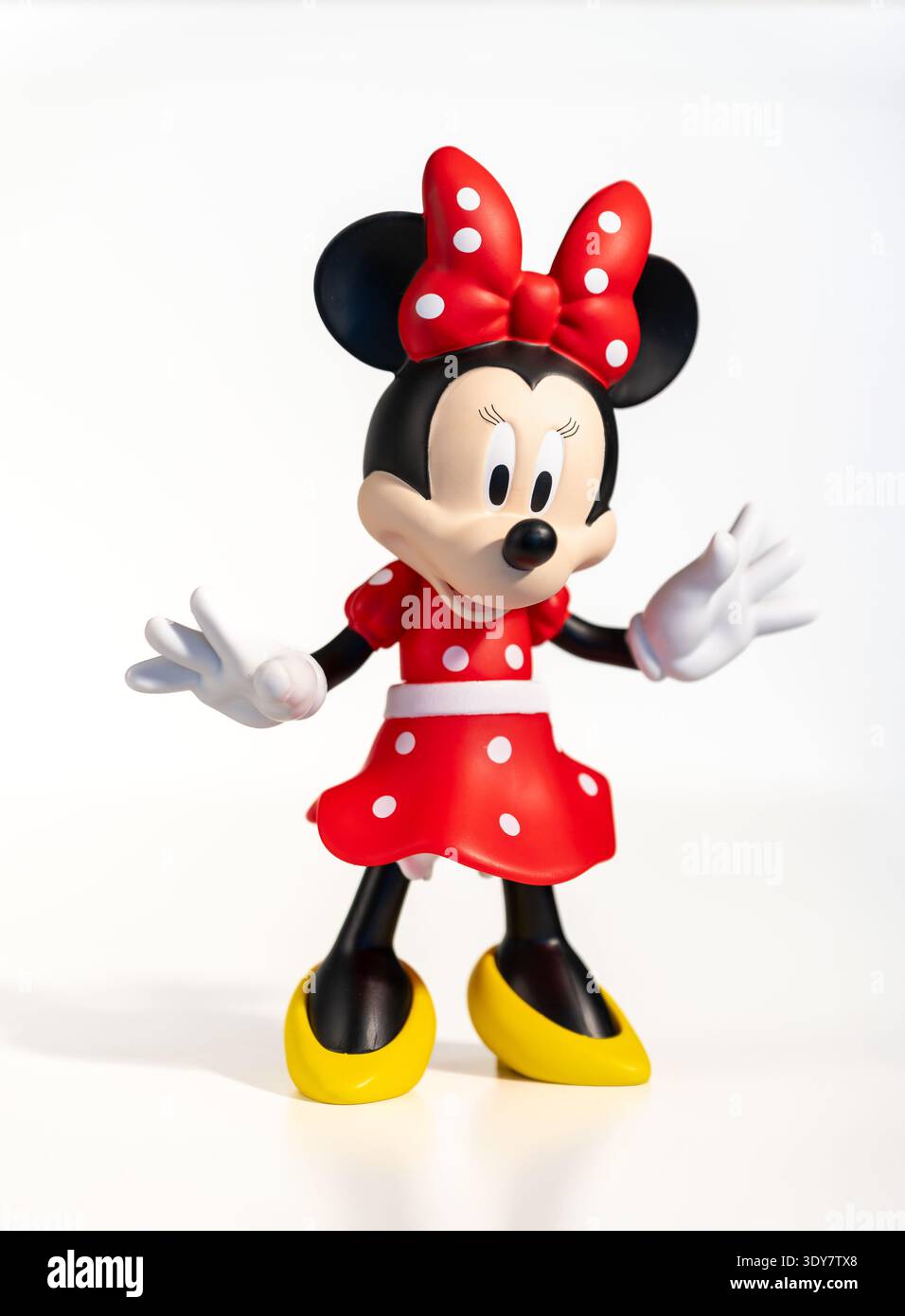 minnie mouse red dress cartoon Many Minnies