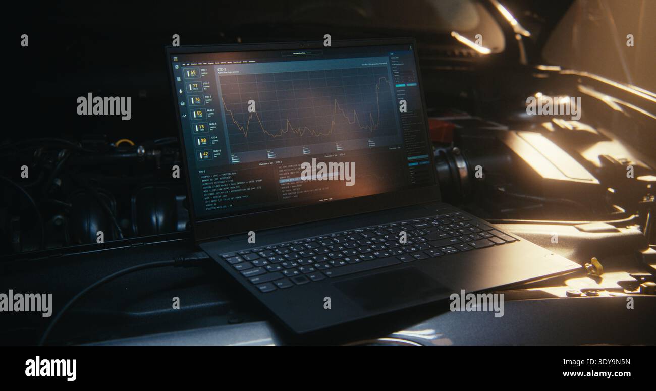Monitoring sensor graphs hi-res stock photography and images - Alamy