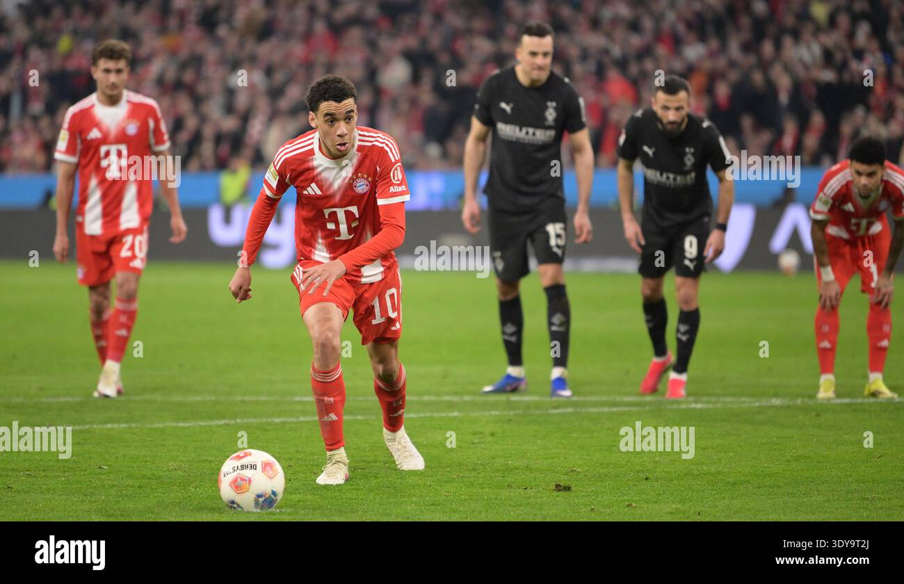 3:0 Goal, Penalty Kick, Goal scorer Jamal Musiala (Bayern) Munich