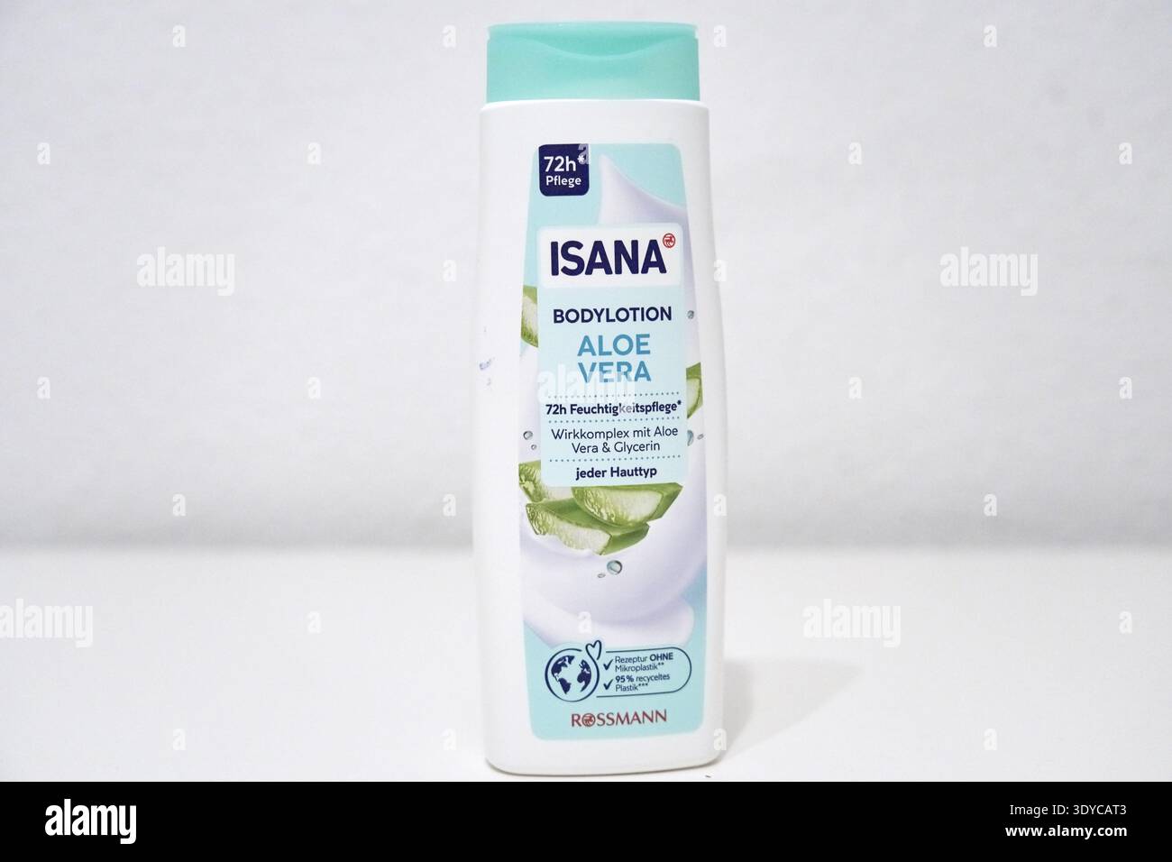 Isana body lotion aloe vera 72h moisturizer, 72 hours moisture, active  complex with aloe vera & glycerin, for all skin types, bought from Rossmann  Stock Photo - Alamy