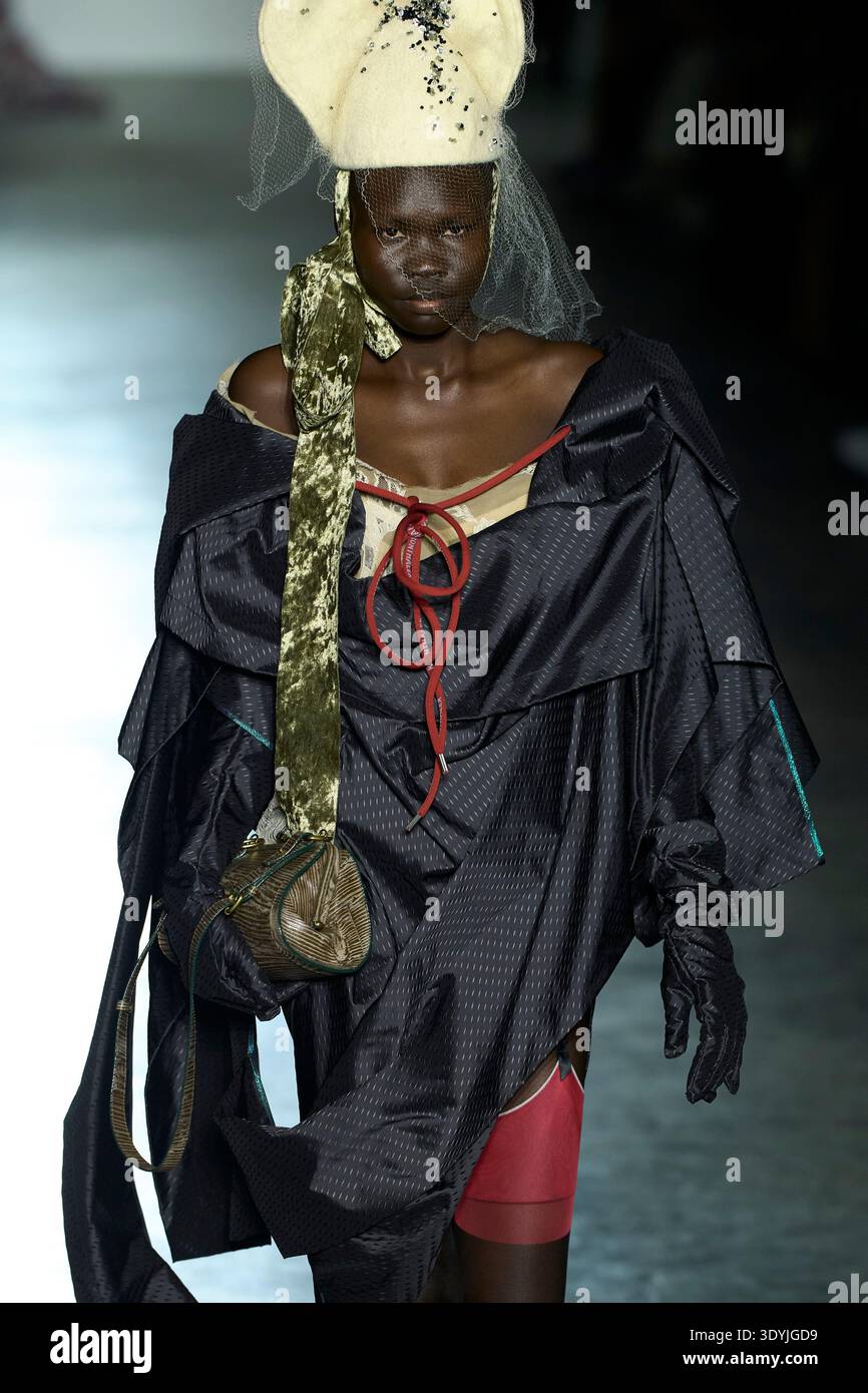 Paris Fashion Week - Women F/W 26-27 Vivienne Westwood fashion show ...