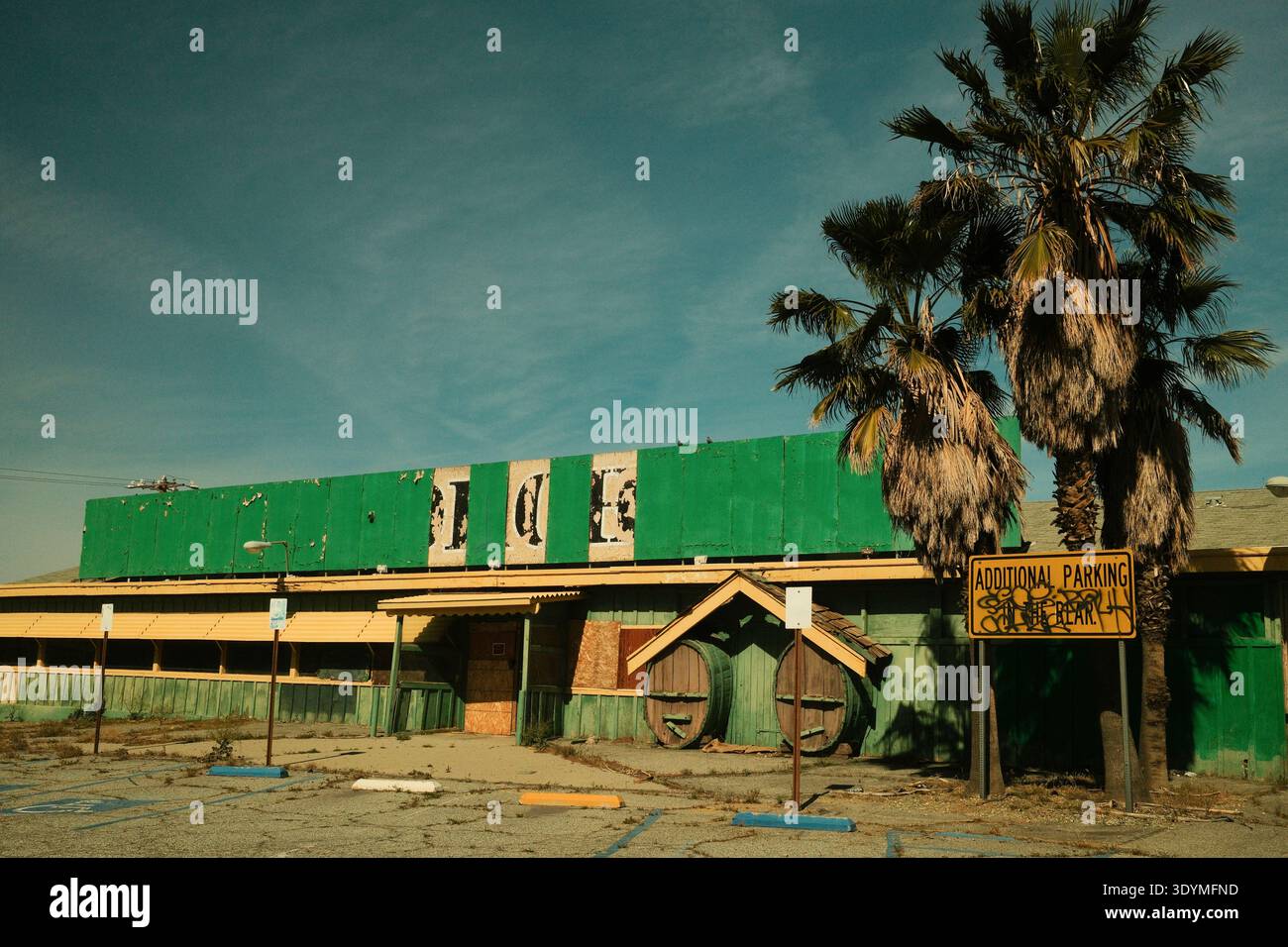 Abandoned Hadley Fruit Orchards roadside building in Cabazon, California, USA. Stock Photo