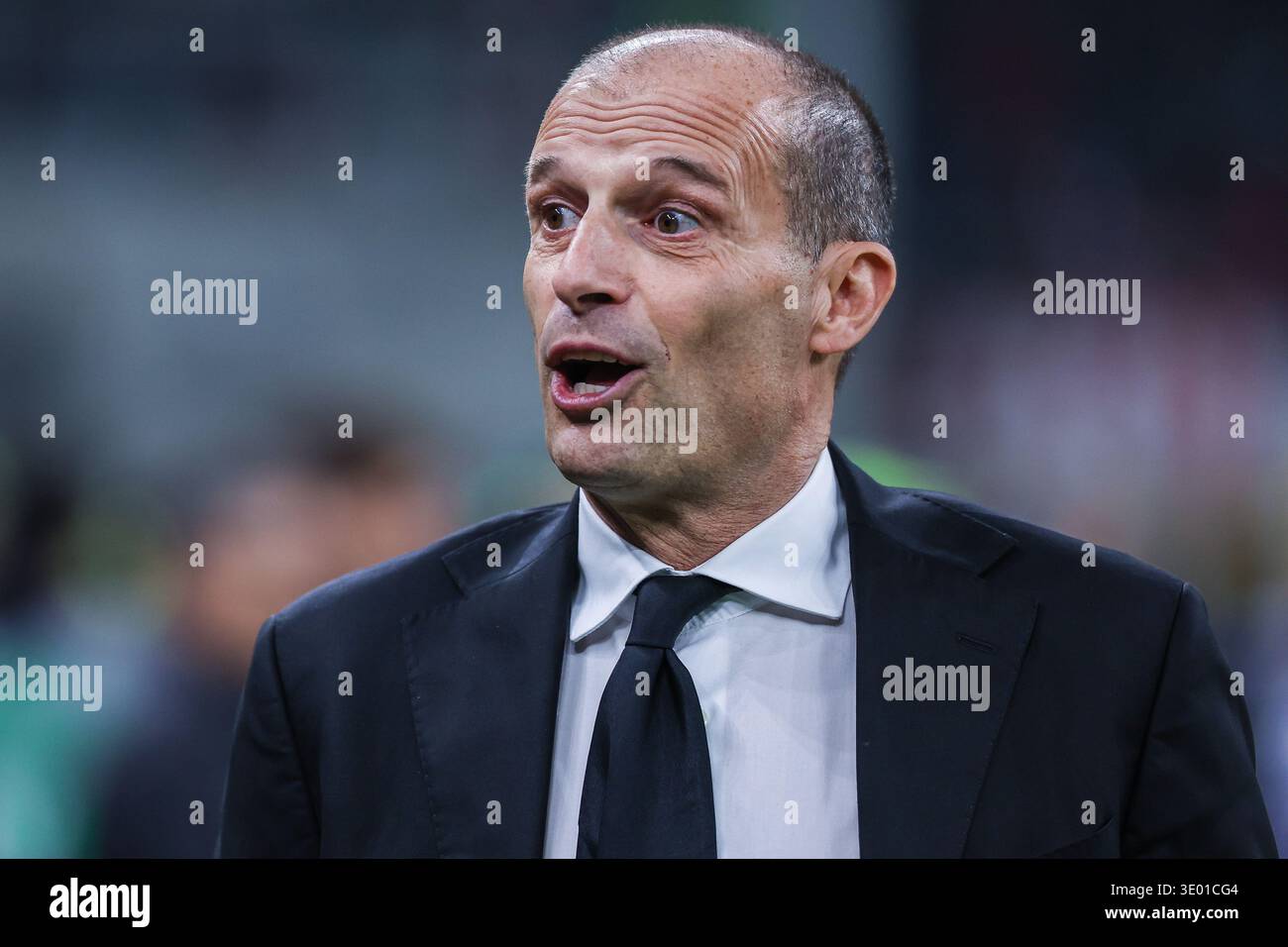 Massimiliano Allegri Head Coach of AC Milan looks on during Serie A ...