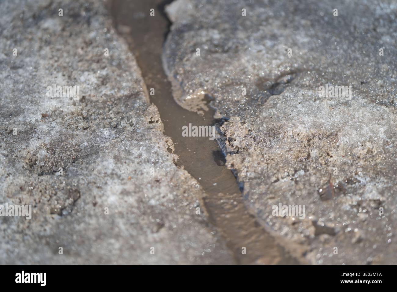 Ice fissure documentation hi-res stock photography and images - Alamy