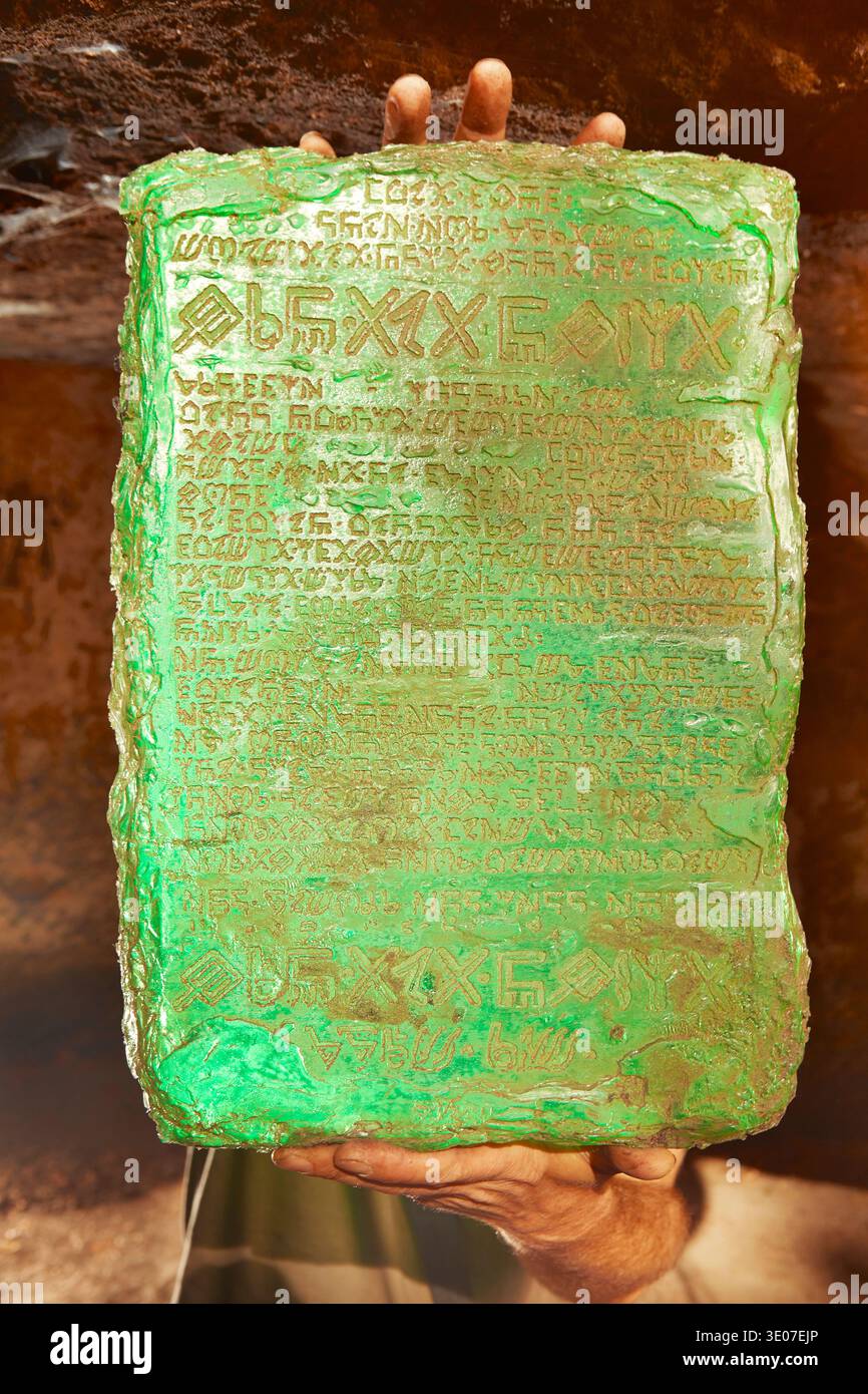 The emerald tablet of hermes hi-res stock photography and images - Alamy