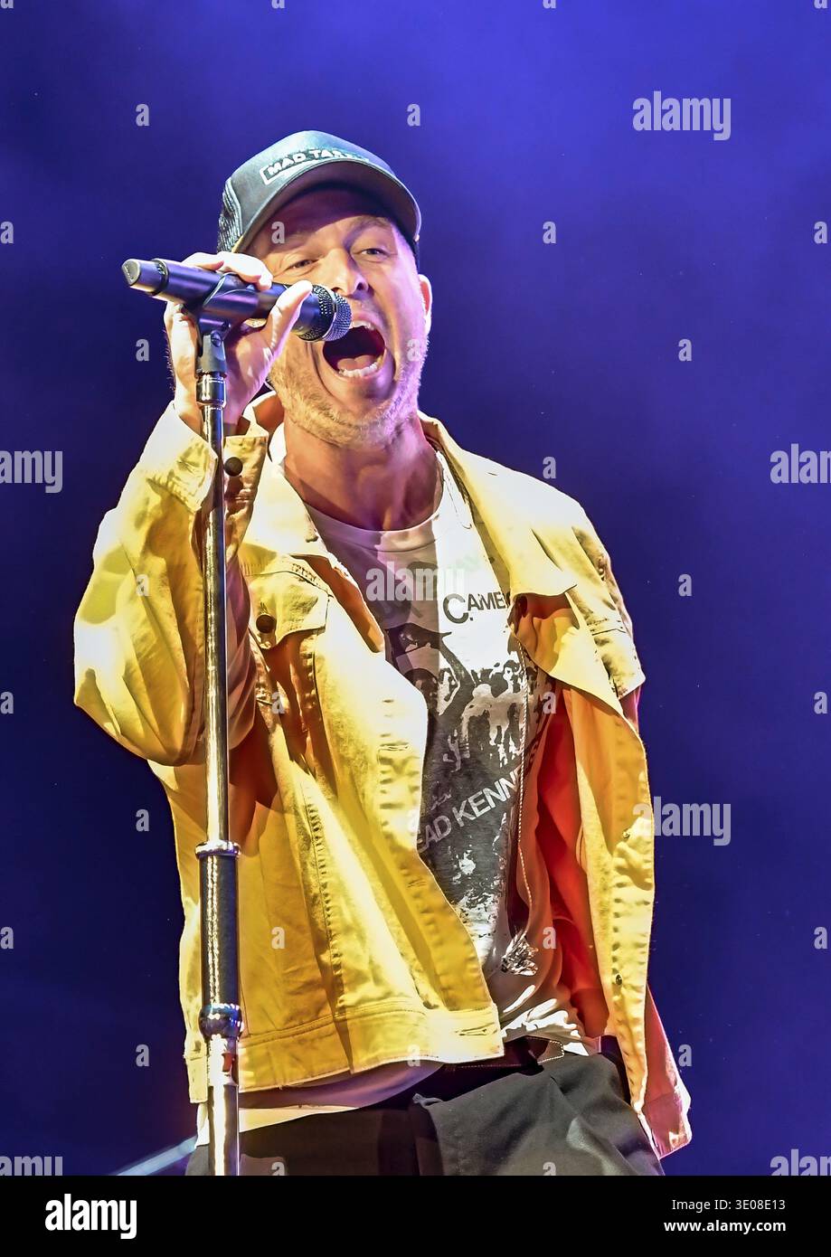 Ryan tedder of onerepublic hi-res stock photography and images - Alamy