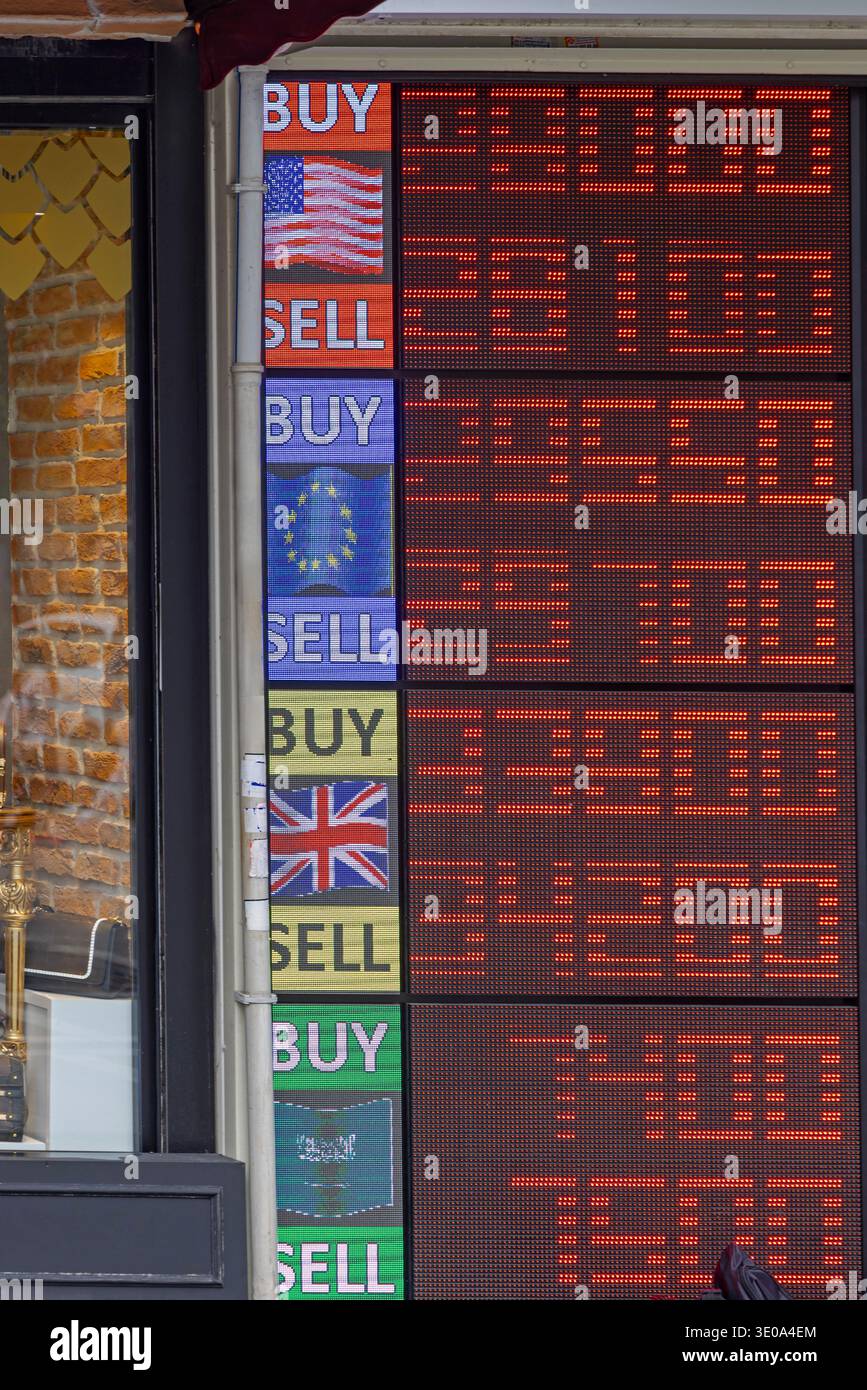 Currency exchange board istanbul hi-res stock photography and images ...