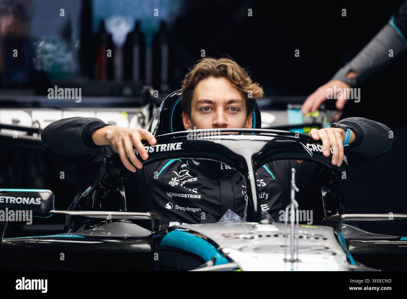 George Russell Mercedes W17 technical tension The Tactical Whiteboard: Low-Block Defense vs. High-Press Attack