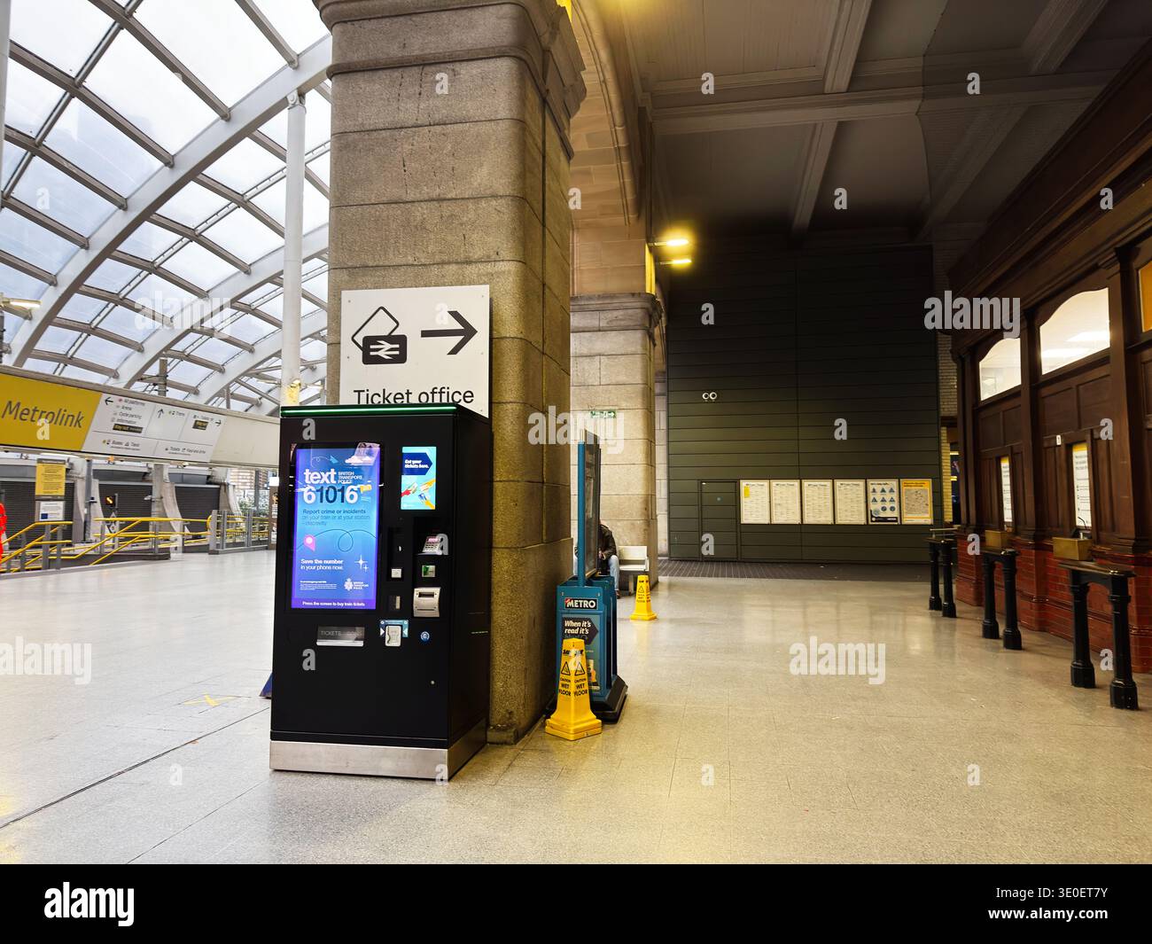 Greater manchester metrolink ticket machine hi-res stock photography ...