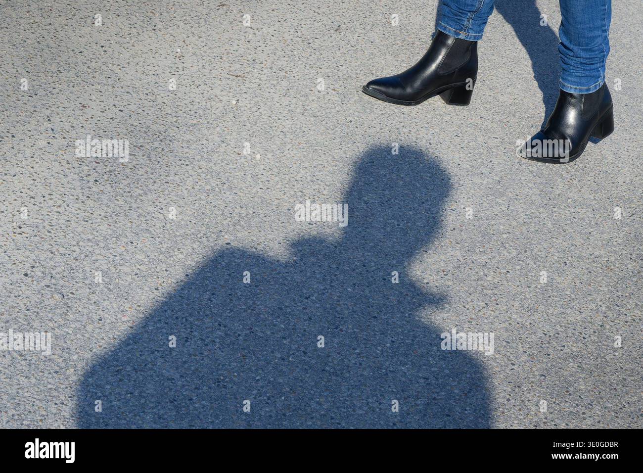 NEIN Belästigung der Frau. Symbolbild . Felden Bayern Deutschland ...