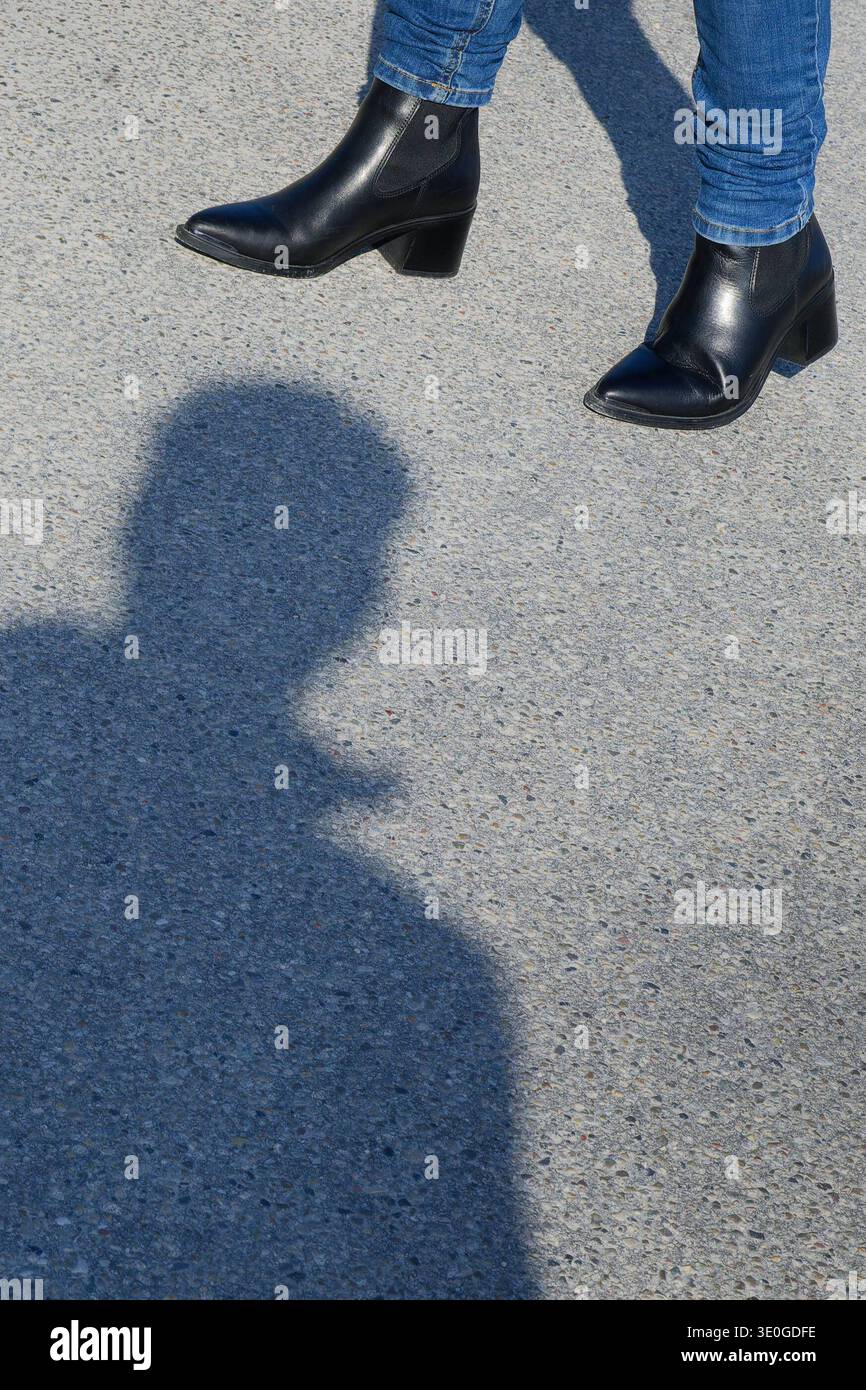 NEIN Belästigung der Frau. Symbolbild . Felden Bayern Deutschland ...