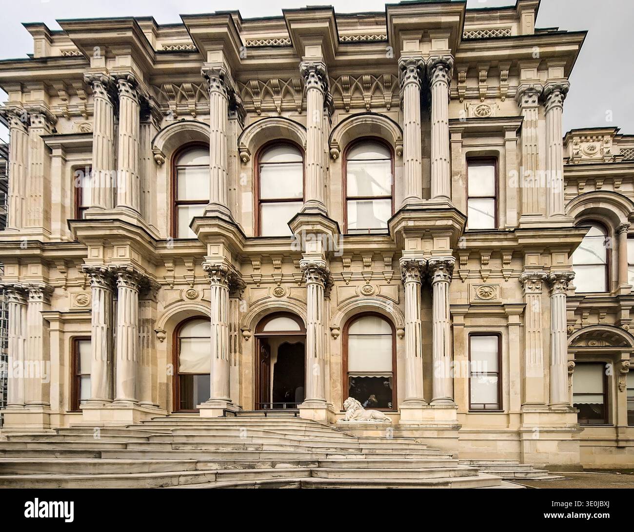 19th century neoclassical style hi-res stock photography and 