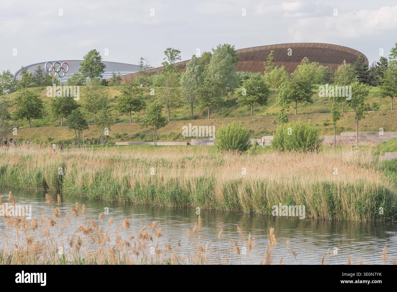 London Olympic rings and Lee Valley VeloPark on Queen Elizabeth Olympic Park in London, UK Stock Photo