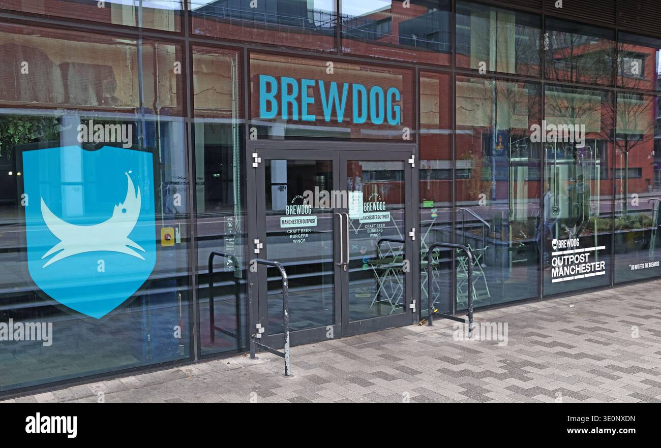 BrewDog Manchester Outpost on Oxford Road, Manchester, stating the premises are closed to the public, 2 March 2026. Stock Photo