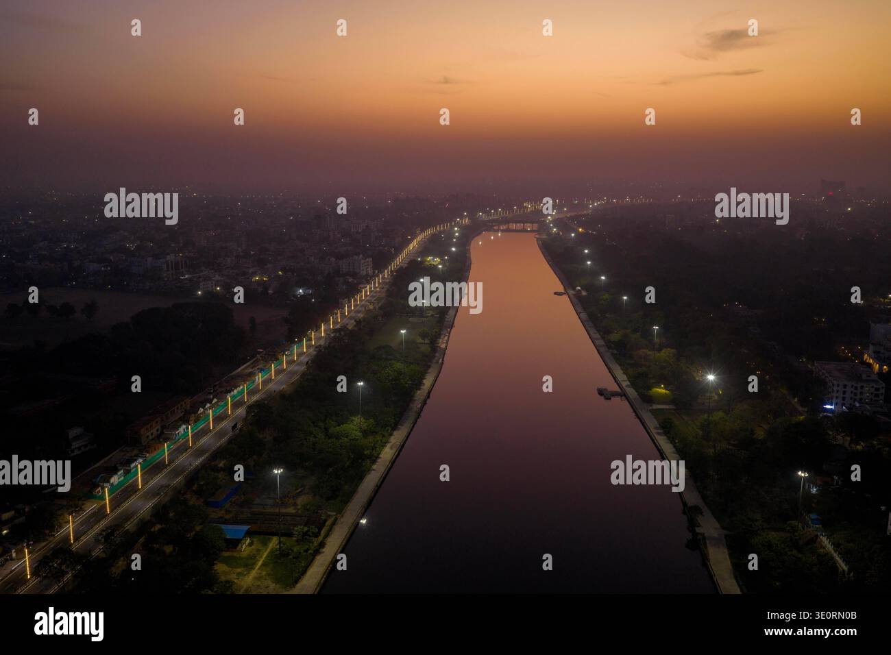 Why is the Gomti river corridor degrading?