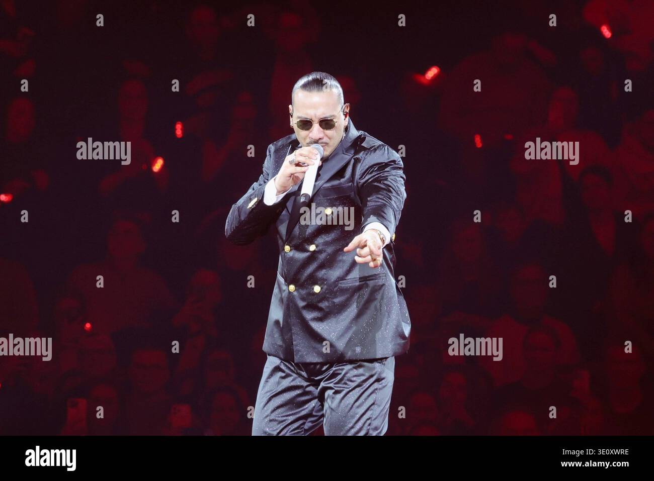 Apache The Rapper 28.01.2026, Apache 207, Rapper, im Konzert live in der Uber Arena ...