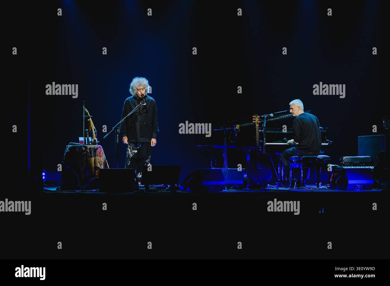 Angelo branduardi hi-res stock photography and images - Alamy