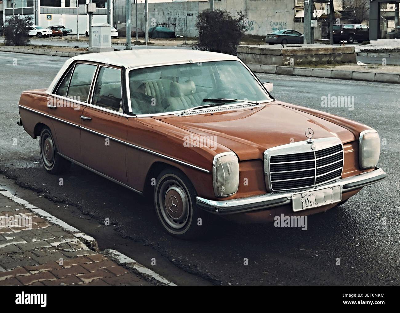 Mercedes benz w114 w115 hi-res stock photography and images - Alamy