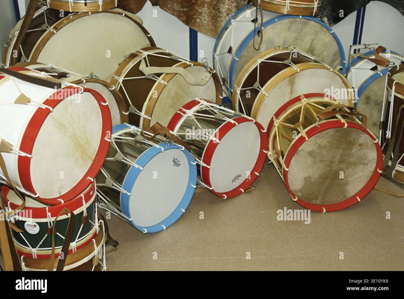 Musical instruments assorted hi-res stock photography and images - Alamy