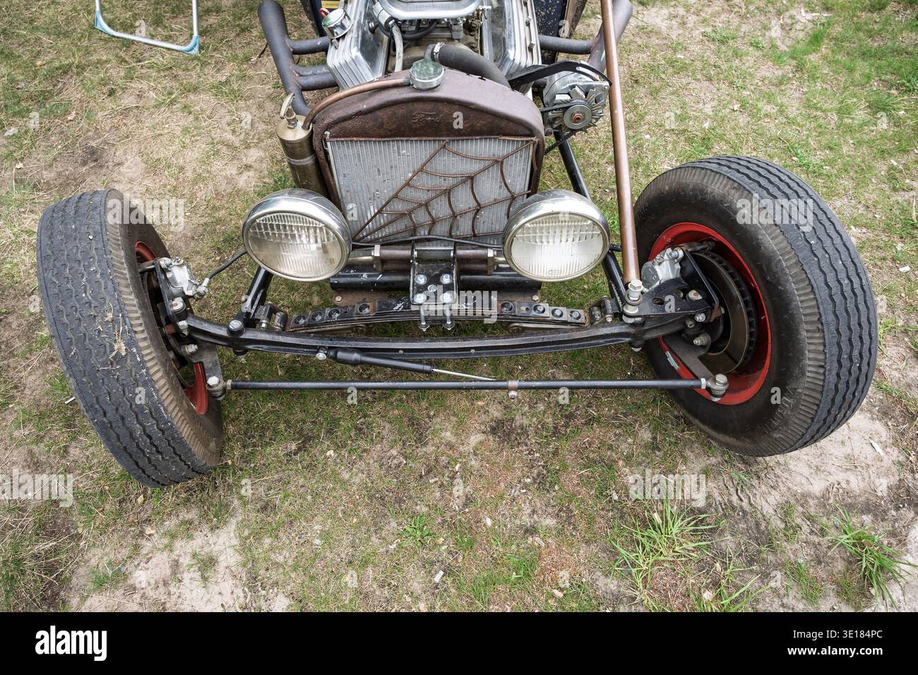 Front grille hot rod hi-res stock photography and images - Alamy