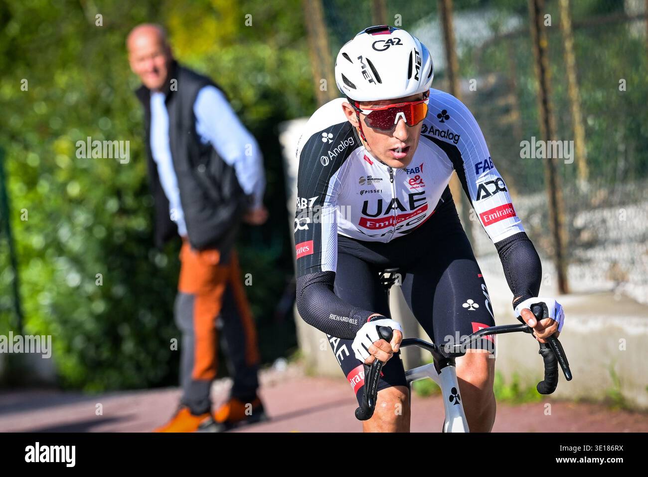 Spanish cyclist Luis Ocana wins the 17th stage of the Tour de France