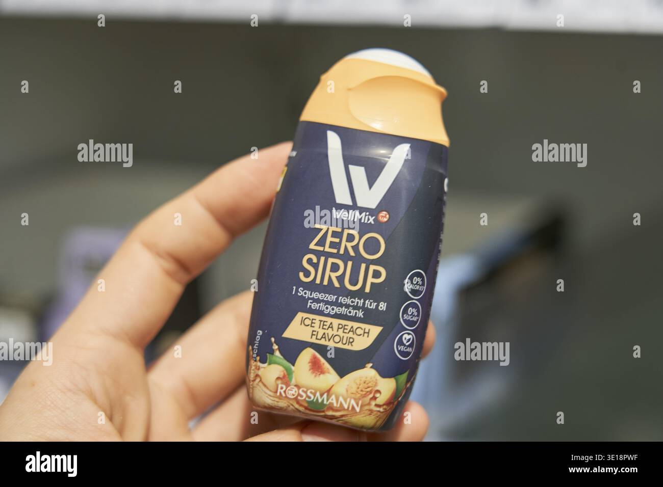 Zero syrup from WellMix, for drinks with peach flavor, supermarket