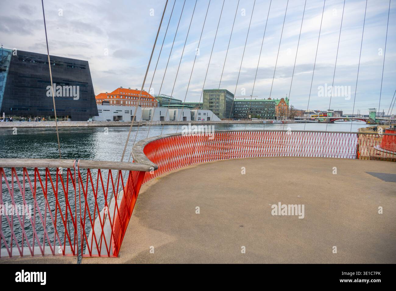 Public walk areas hi-res stock photography and images - Alamy