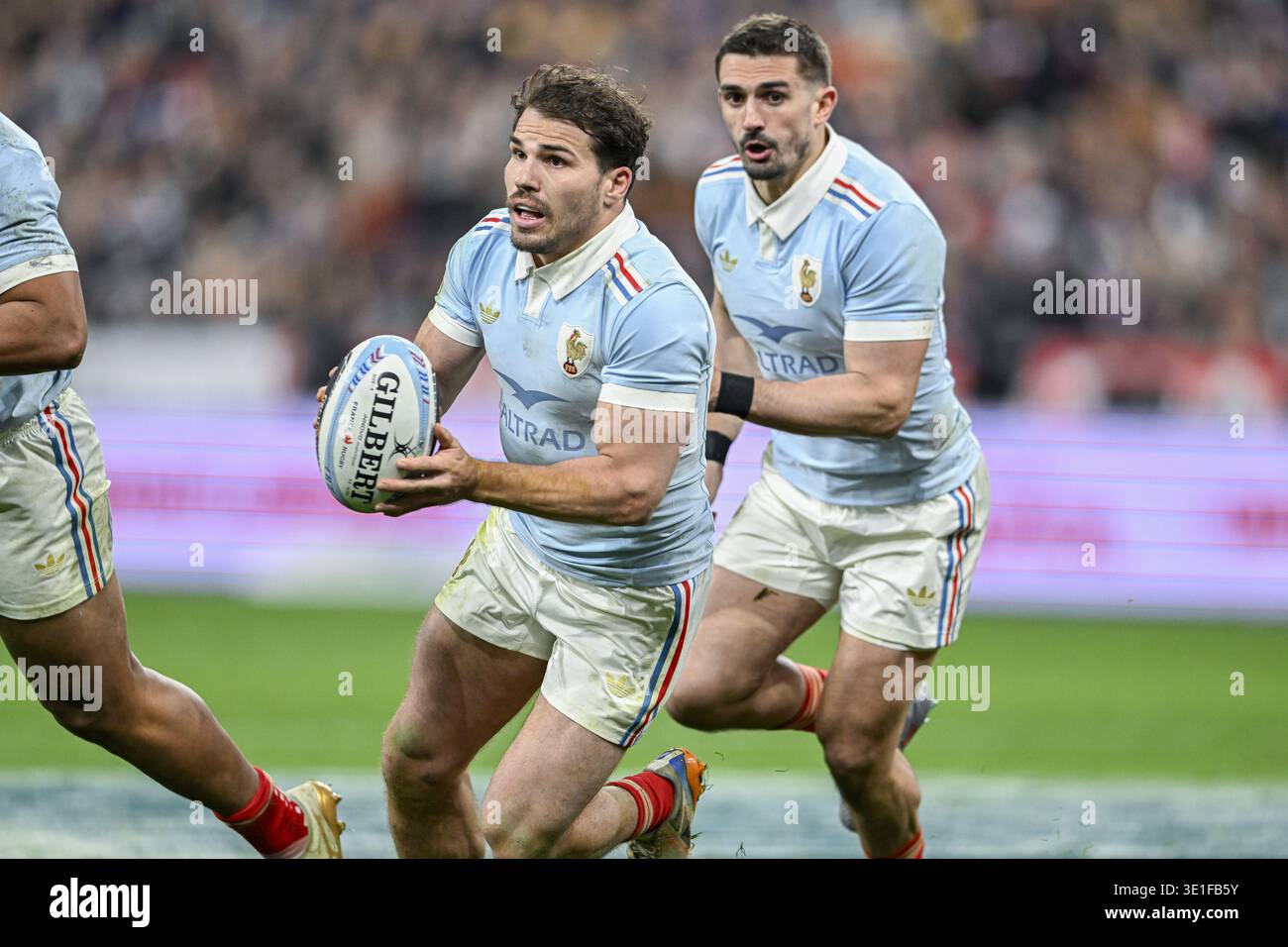 Thomas Ramos And Antoine Dupont During The Rugby Union Six Nations Thomas Ramos And Antoine Dupont During The Rugby Union Six Nations Match France Vs England At The Stade De France Stadium In Saint Denis Near Paris France On March 14 2026 Photo Victor Joly Dppi 3E1FB5Y 