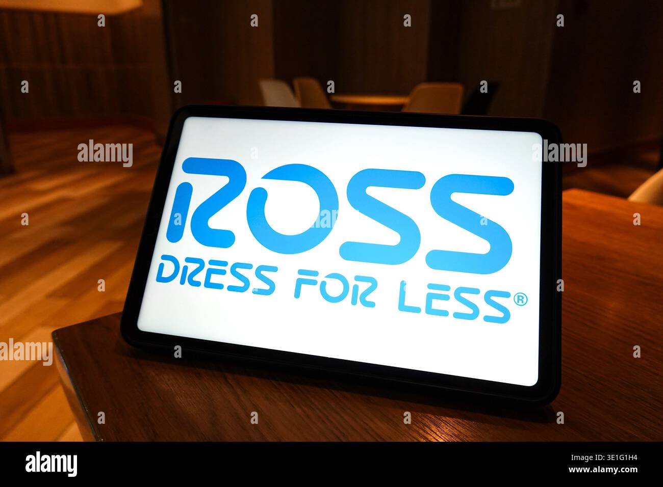 Ross dress for less logo hi-res stock photography and images - Alamy Ross dress for less logo hi-res stock photography and images - Alamy