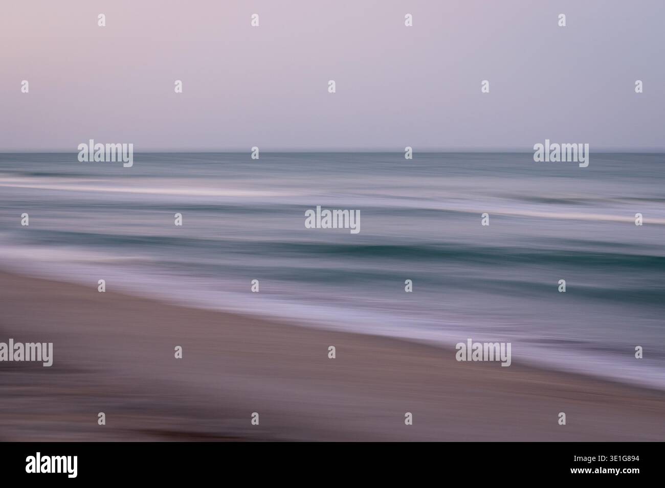 Abstract long exposure seascape with blurred ocean waves and sof Stock Photo