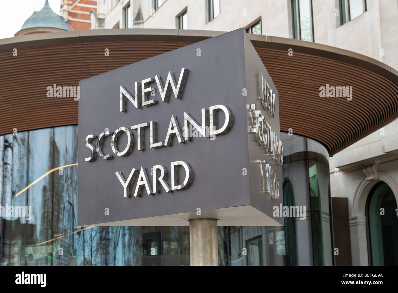 The iconic rotating sign located outside New Scotland Yard in London ...