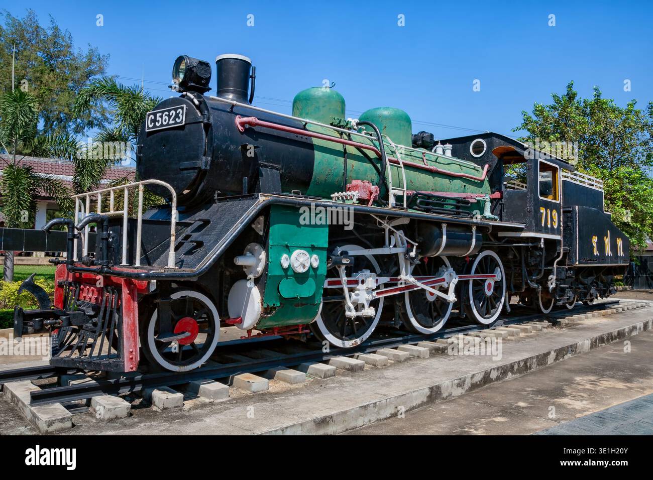 Class c56 hi-res stock photography and images - Alamy