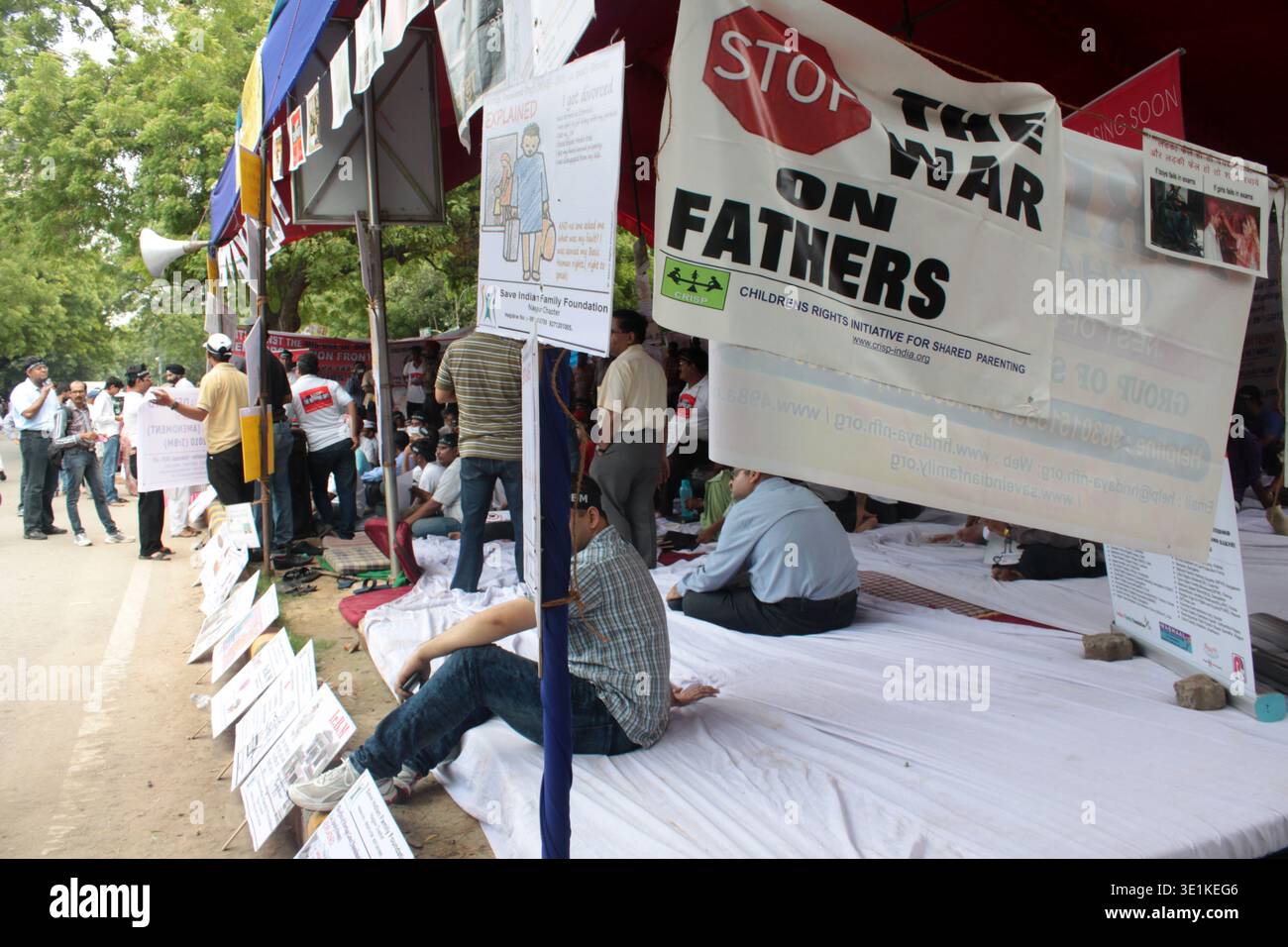 Man Rights Pictures Mens rights india hi-res stock photography and images - Alamy