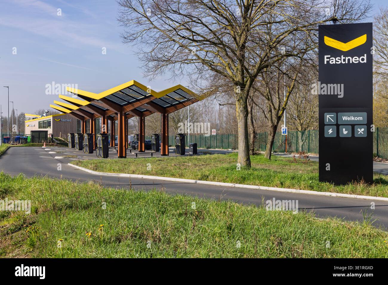 Fastned ev electric vehicle hi-res stock photography and images - Alamy